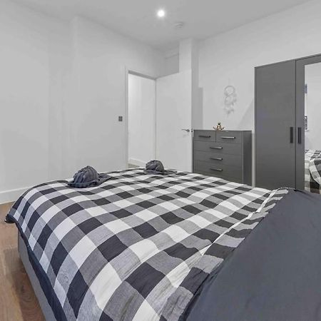 Holiday Home Sleep 8 Central London 9Elms エクステリア 写真