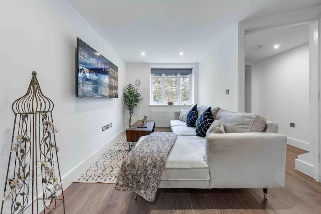 Holiday Home Sleep 8 Central London 9Elms エクステリア 写真