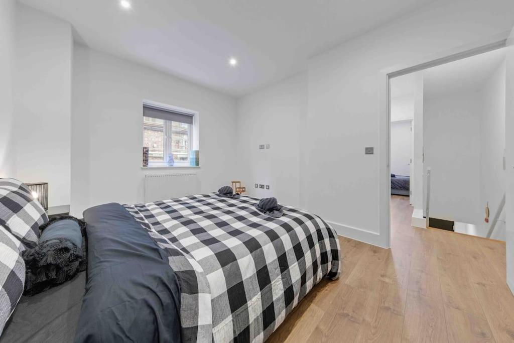 Holiday Home Sleep 8 Central London 9Elms エクステリア 写真